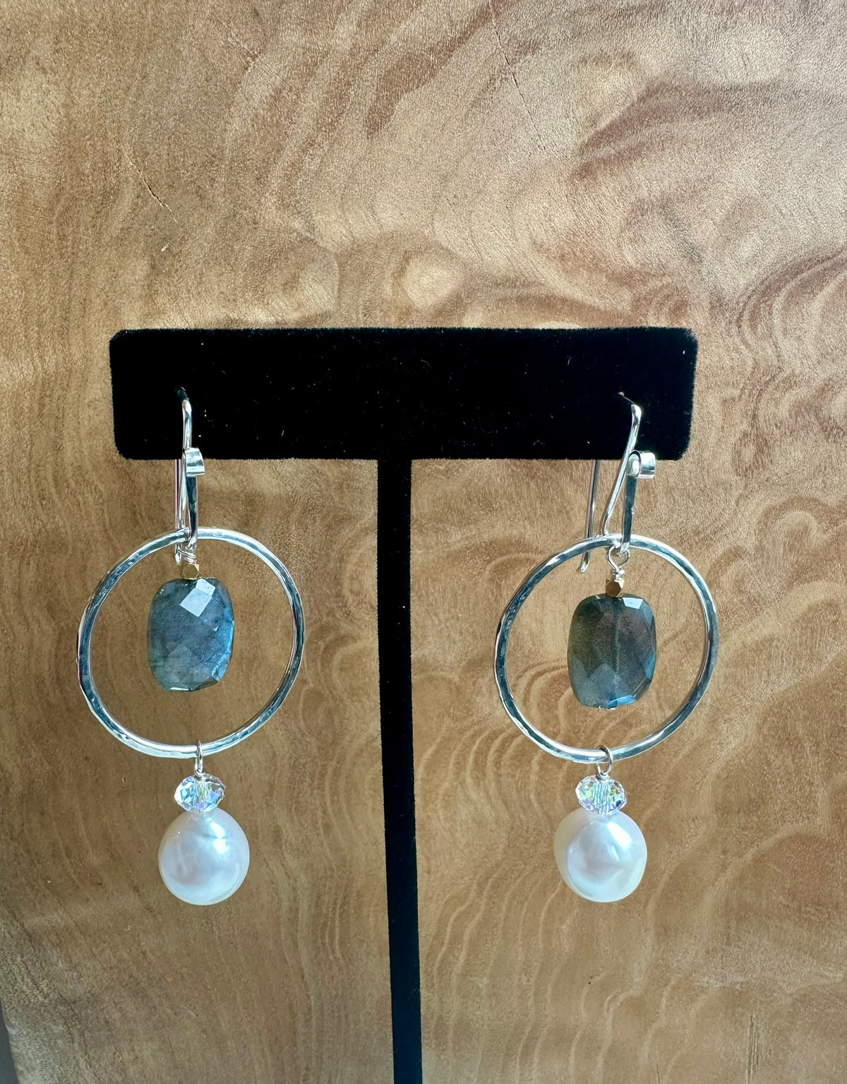 Avanti Earring