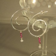 Post Swirl with Garnets